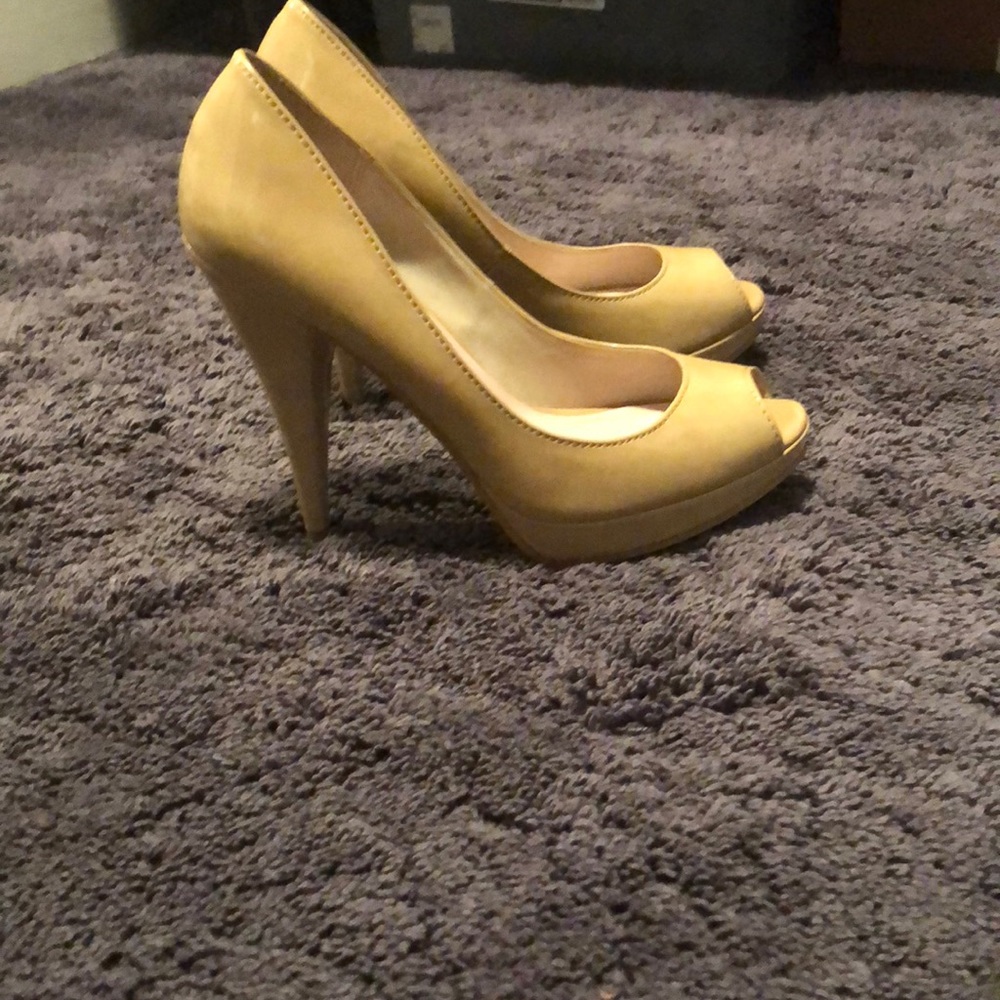 Peep Toe Pumps